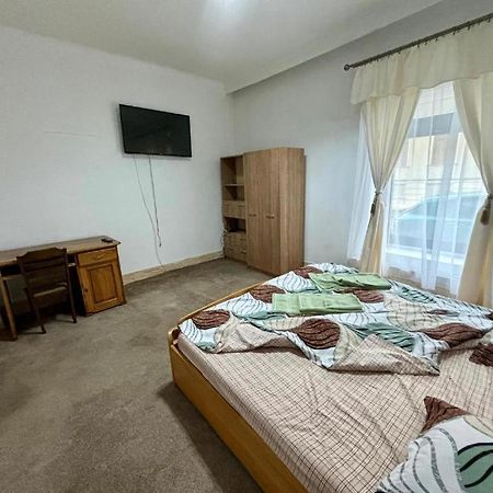 קלוז'-נאפוקה Central Park Home מראה חיצוני תמונה